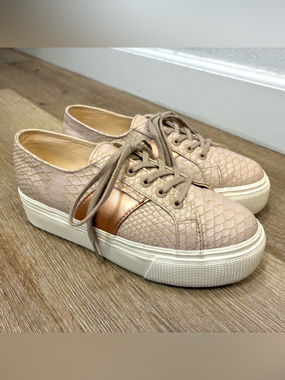 Superga 2790 Snake Wedge Sneakers Nude Pink Rose Gold Women’s US 6.5 EU 37